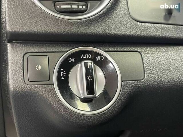 Мерседес С Клас, об'ємом двигуна 2.1 л та пробігом 306 тис. км за 10490 $, фото 20 на Automoto.ua