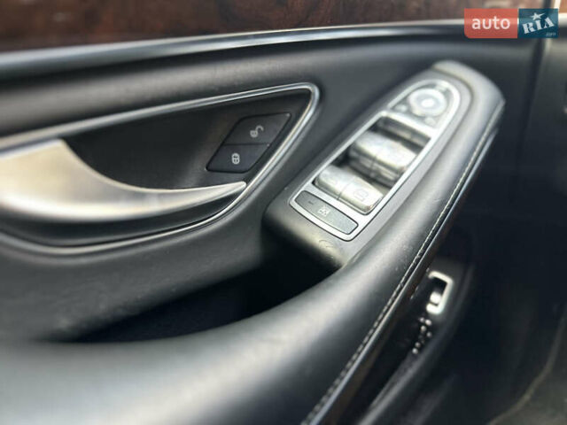 Мерседес С Класс 2013 в Киеве на Automoto.ua Мерседес С Класс, объемом двигателя 4.66 л и пробегом 210 тыс. км за 38000 $, фото 15 на Automoto.ua