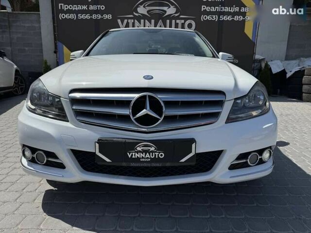 Мерседес С Класс, объемом двигателя 2.2 л и пробегом 259 тыс. км за 12700 $, фото 5 на Automoto.ua