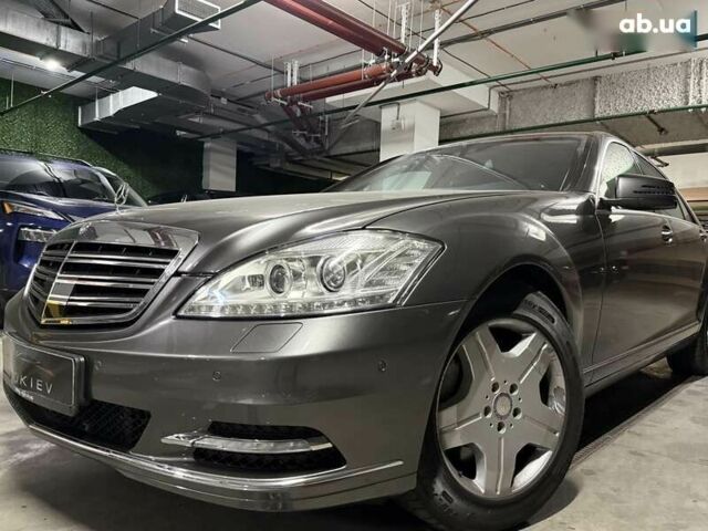 Мерседес С Класс, объемом двигателя 6 л и пробегом 120 тыс. км за 49900 $, фото 3 на Automoto.ua