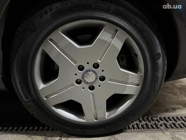 Мерседес С Класс, объемом двигателя 6 л и пробегом 120 тыс. км за 49900 $, фото 11 на Automoto.ua