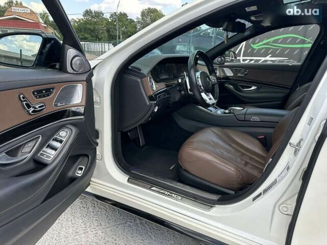 Мерседес С Класс, объемом двигателя 4.7 л и пробегом 160 тыс. км за 27999 $, фото 18 на Automoto.ua