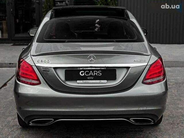 Мерседес С Класс, объемом двигателя 2 л и пробегом 220 тыс. км за 14900 $, фото 4 на Automoto.ua