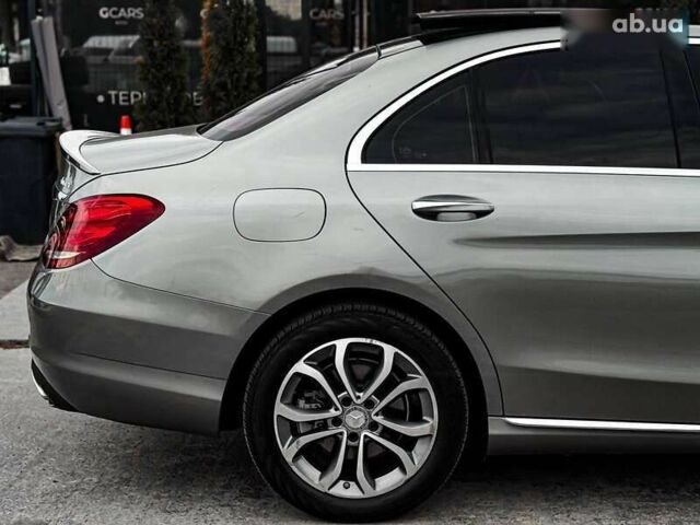 Мерседес С Класс, объемом двигателя 2 л и пробегом 220 тыс. км за 14900 $, фото 6 на Automoto.ua