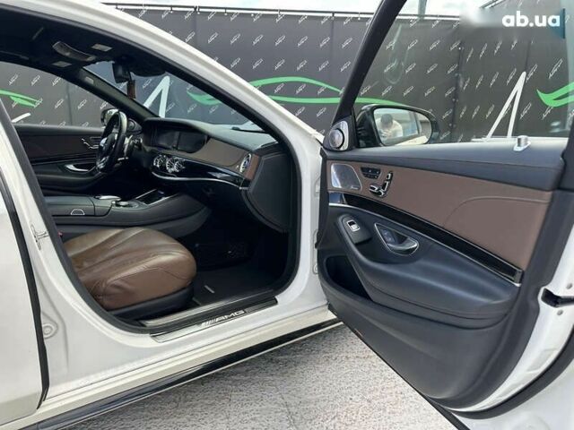 Мерседес С Класс, объемом двигателя 4.7 л и пробегом 160 тыс. км за 27999 $, фото 5 на Automoto.ua