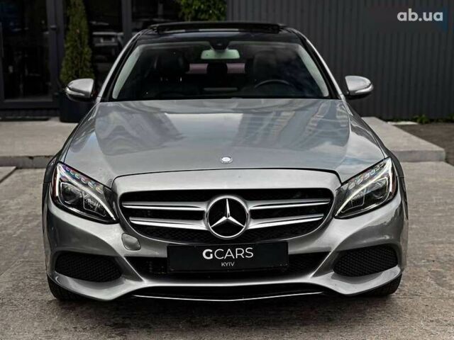 Мерседес С Класс, объемом двигателя 2 л и пробегом 220 тыс. км за 14900 $, фото 1 на Automoto.ua