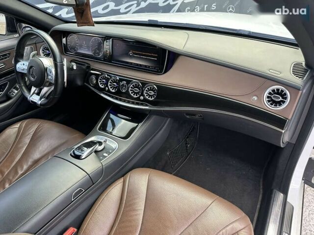 Мерседес С Класс, объемом двигателя 4.7 л и пробегом 160 тыс. км за 27999 $, фото 8 на Automoto.ua