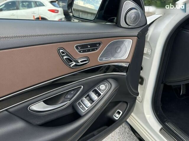 Мерседес С Класс, объемом двигателя 4.7 л и пробегом 160 тыс. км за 27999 $, фото 19 на Automoto.ua