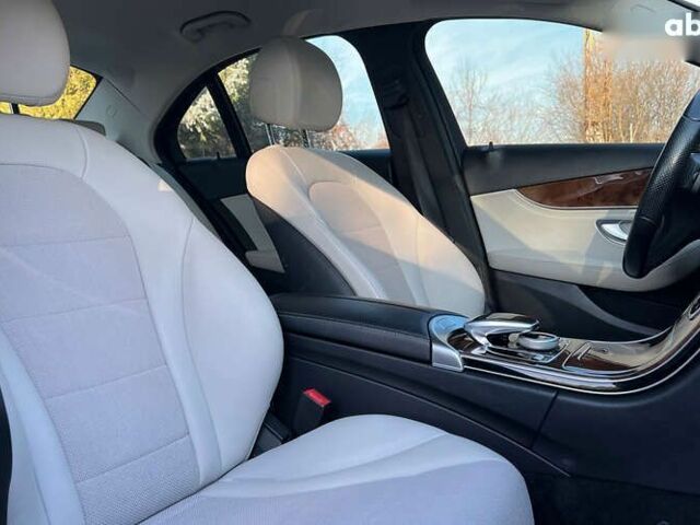 Мерседес С Класс, объемом двигателя 1.6 л и пробегом 272 тыс. км за 18999 $, фото 19 на Automoto.ua