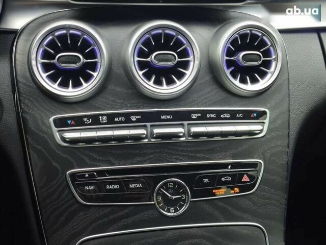 Мерседес С Класс, объемом двигателя 2.1 л и пробегом 220 тыс. км за 15999 $, фото 20 на Automoto.ua