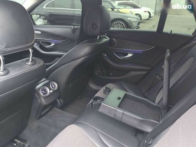 Мерседес С Класс, объемом двигателя 2.1 л и пробегом 220 тыс. км за 15999 $, фото 26 на Automoto.ua