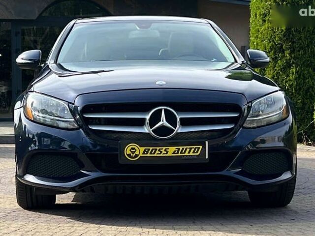 Мерседес С Класс, объемом двигателя 2 л и пробегом 180 тыс. км за 22300 $, фото 1 на Automoto.ua