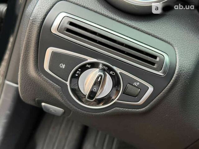 Мерседес С Класс, объемом двигателя 2 л и пробегом 170 тыс. км за 21000 $, фото 25 на Automoto.ua