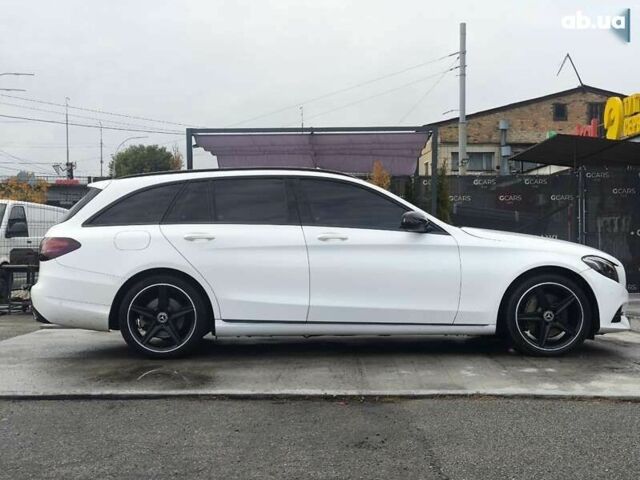 Мерседес С Класс, объемом двигателя 2.1 л и пробегом 220 тыс. км за 15999 $, фото 7 на Automoto.ua