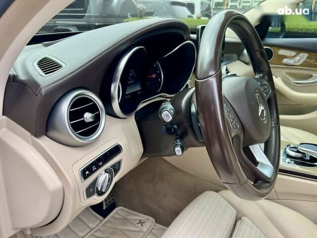 Мерседес С Класс, объемом двигателя 2.1 л и пробегом 144 тыс. км за 21900 $, фото 17 на Automoto.ua
