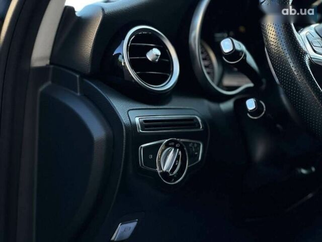 Мерседес С Класс, объемом двигателя 2 л и пробегом 246 тыс. км за 21800 $, фото 6 на Automoto.ua