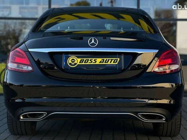 Мерседес С Класс, объемом двигателя 2 л и пробегом 246 тыс. км за 21800 $, фото 4 на Automoto.ua