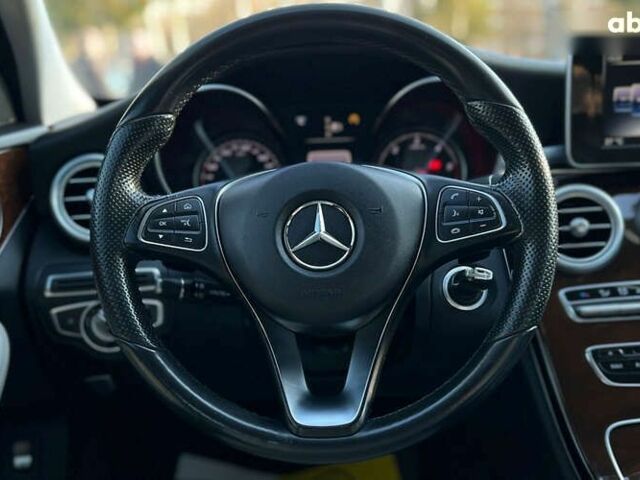 Мерседес С Класс, объемом двигателя 1.6 л и пробегом 272 тыс. км за 18999 $, фото 9 на Automoto.ua