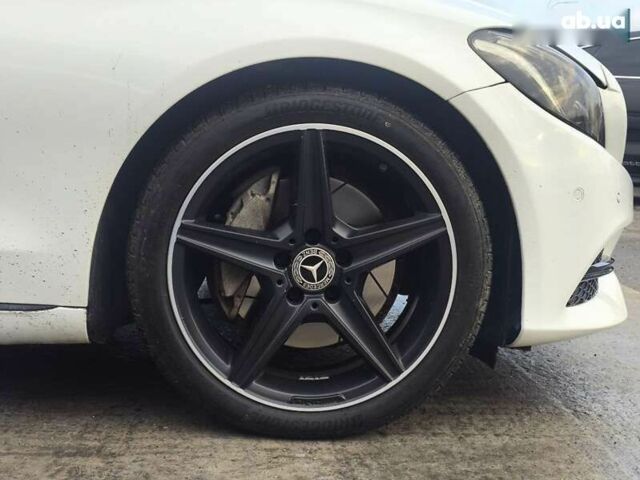 Мерседес С Класс, объемом двигателя 2.1 л и пробегом 220 тыс. км за 15999 $, фото 10 на Automoto.ua