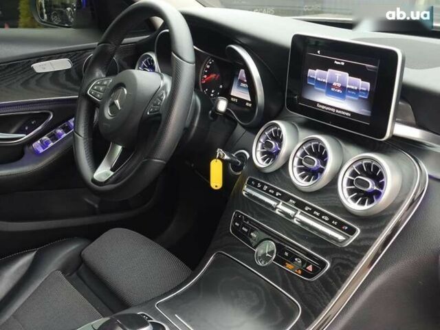 Мерседес С Класс, объемом двигателя 2.1 л и пробегом 220 тыс. км за 15999 $, фото 22 на Automoto.ua