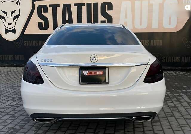 Мерседес С Класс, объемом двигателя 2 л и пробегом 67 тыс. км за 19500 $, фото 3 на Automoto.ua