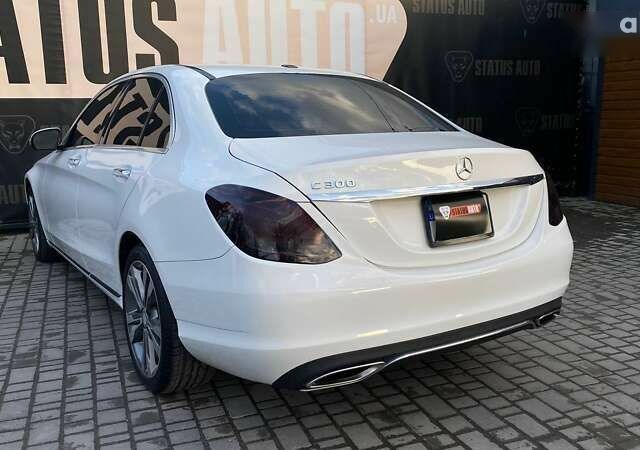 Мерседес С Класс, объемом двигателя 2 л и пробегом 67 тыс. км за 19500 $, фото 5 на Automoto.ua