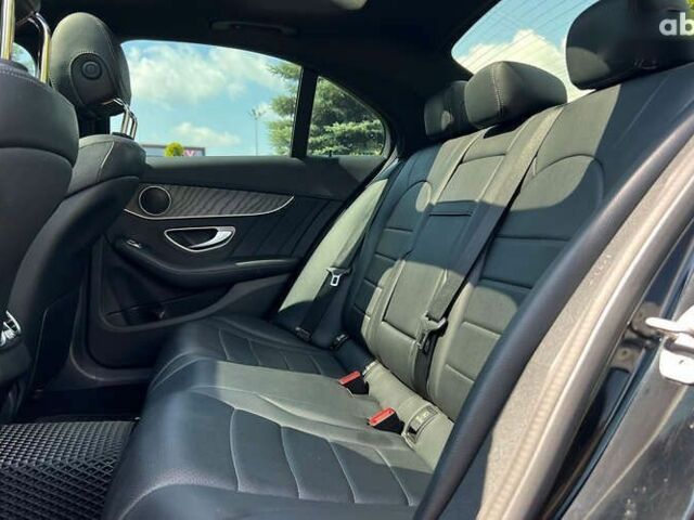 Мерседес С Класс, объемом двигателя 2 л и пробегом 147 тыс. км за 23999 $, фото 15 на Automoto.ua