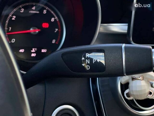 Мерседес С Класс, объемом двигателя 2 л и пробегом 126 тыс. км за 26490 $, фото 29 на Automoto.ua