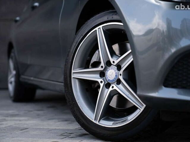 Мерседес С Клас, об'ємом двигуна 2 л та пробігом 137 тис. км за 23900 $, фото 2 на Automoto.ua