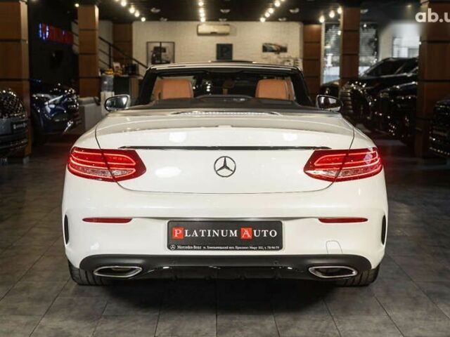 Мерседес С Класс, объемом двигателя 2 л и пробегом 134 тыс. км за 33900 $, фото 9 на Automoto.ua