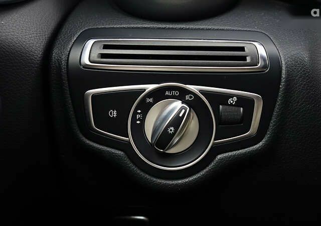 Мерседес С Клас 2017 у Львові на Automoto.ua Мерседес С Клас, об'ємом двигуна 2 л та пробігом 97 тис. км за 23900 $, фото 27 на Automoto.ua