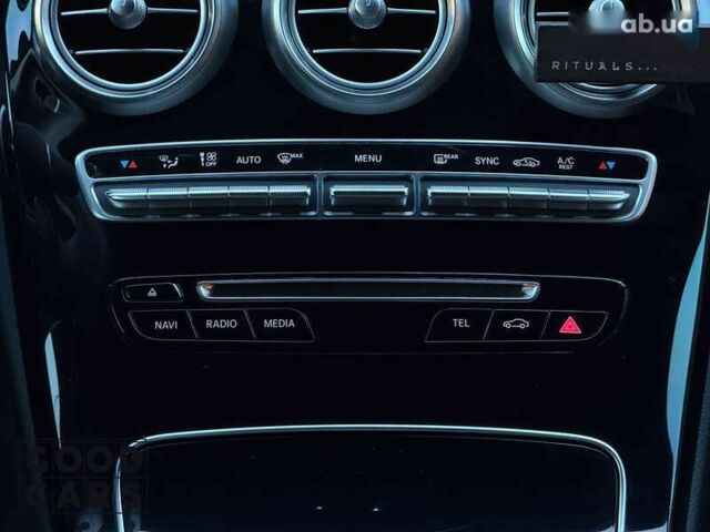 Мерседес С Клас, об'ємом двигуна 2 л та пробігом 37 тис. км за 29900 $, фото 23 на Automoto.ua