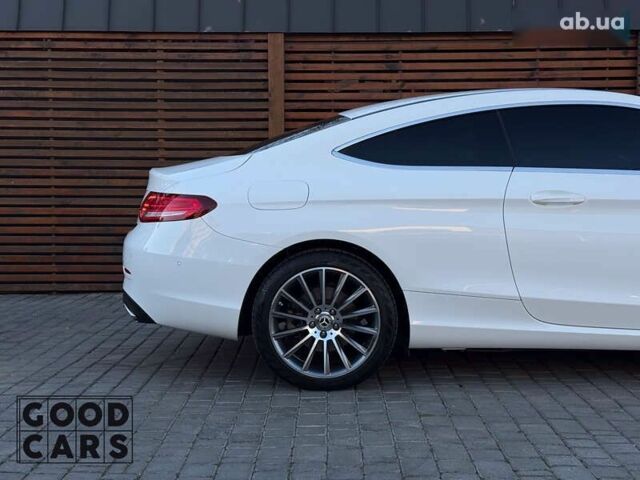 Мерседес С Клас, об'ємом двигуна 2 л та пробігом 37 тис. км за 29900 $, фото 10 на Automoto.ua