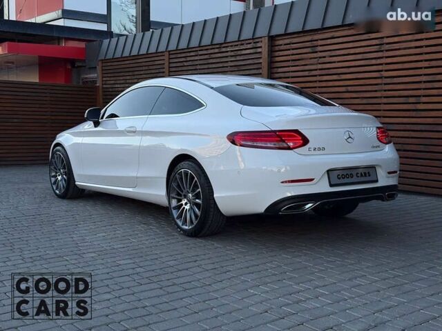 Мерседес С Клас, об'ємом двигуна 2 л та пробігом 37 тис. км за 29900 $, фото 4 на Automoto.ua