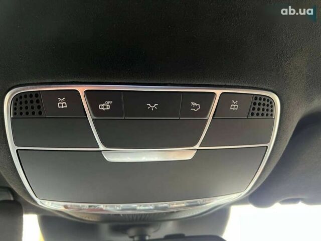 Мерседес С Клас, об'ємом двигуна 3 л та пробігом 93 тис. км за 47500 $, фото 29 на Automoto.ua