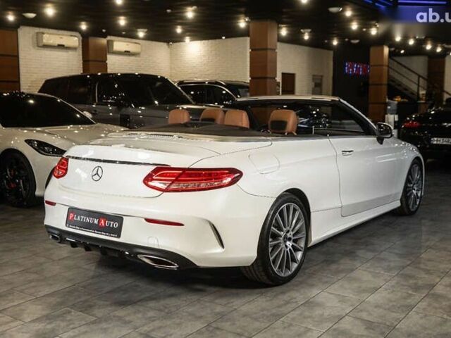 Мерседес С Класс, объемом двигателя 2 л и пробегом 134 тыс. км за 33900 $, фото 7 на Automoto.ua