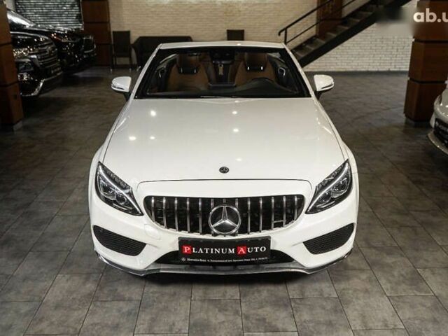 Мерседес С Класс, объемом двигателя 2 л и пробегом 134 тыс. км за 33900 $, фото 3 на Automoto.ua