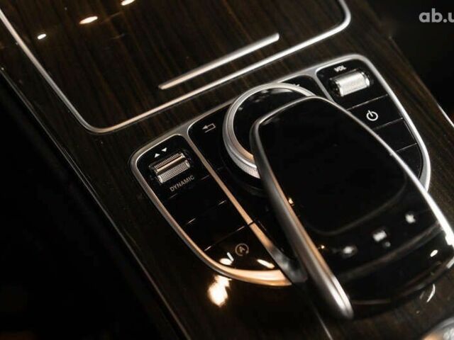 Мерседес С Класс, объемом двигателя 2 л и пробегом 134 тыс. км за 33900 $, фото 29 на Automoto.ua