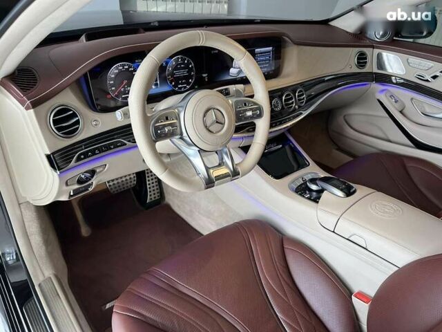 Мерседес С Класс, объемом двигателя 4 л и пробегом 61 тыс. км за 105000 $, фото 17 на Automoto.ua