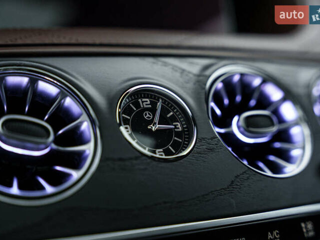 Мерседес С Класс, объемом двигателя 3.99 л и пробегом 100 тыс. км за 66999 $, фото 34 на Automoto.ua