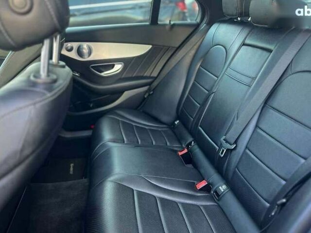 Мерседес С Класс, объемом двигателя 2 л и пробегом 99 тыс. км за 24900 $, фото 24 на Automoto.ua