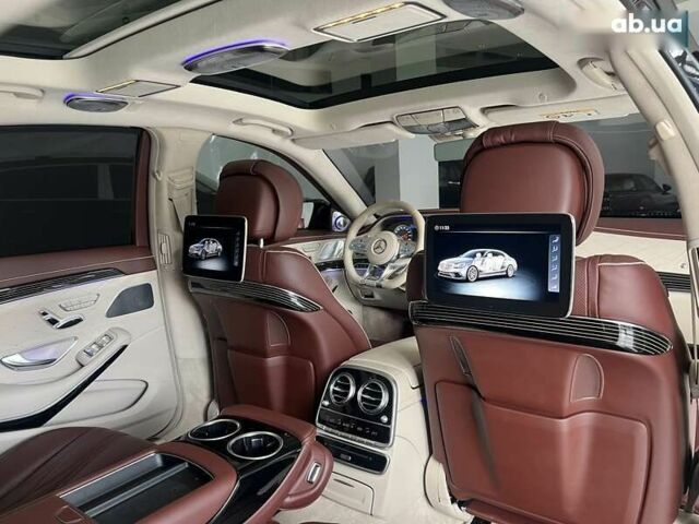 Мерседес С Класс, объемом двигателя 4 л и пробегом 61 тыс. км за 105000 $, фото 24 на Automoto.ua