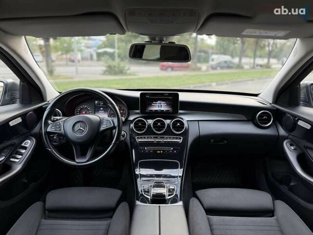 Мерседес С Класс, объемом двигателя 2.1 л и пробегом 299 тыс. км за 18800 $, фото 8 на Automoto.ua