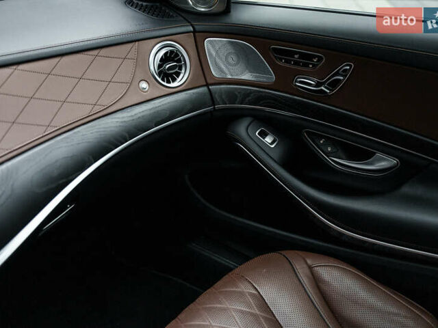 Мерседес С Класс, объемом двигателя 3.99 л и пробегом 100 тыс. км за 66999 $, фото 30 на Automoto.ua