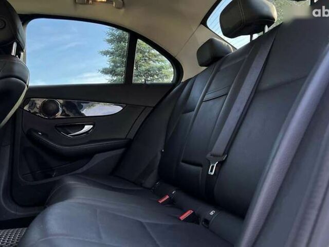 Мерседес С Класс, объемом двигателя 2 л и пробегом 110 тыс. км за 33400 $, фото 9 на Automoto.ua