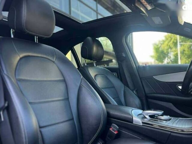 Мерседес С Класс, объемом двигателя 2 л и пробегом 99 тыс. км за 24900 $, фото 21 на Automoto.ua