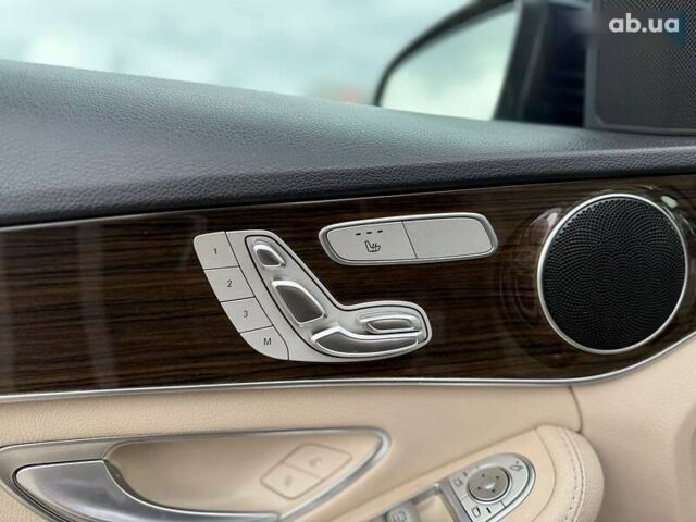 Мерседес С Класс, объемом двигателя 2 л и пробегом 78 тыс. км за 22490 $, фото 27 на Automoto.ua