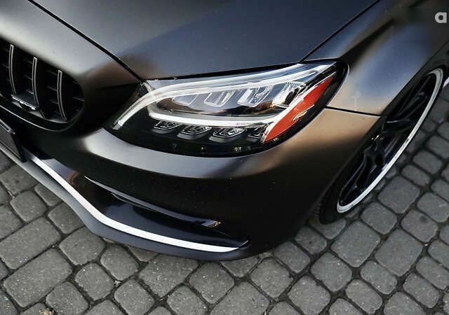 Мерседес С Класс, объемом двигателя 4 л и пробегом 64 тыс. км за 57500 $, фото 9 на Automoto.ua