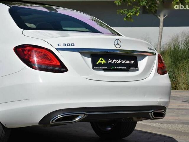 Мерседес С Класс, объемом двигателя 2 л и пробегом 97 тыс. км за 27700 $, фото 9 на Automoto.ua