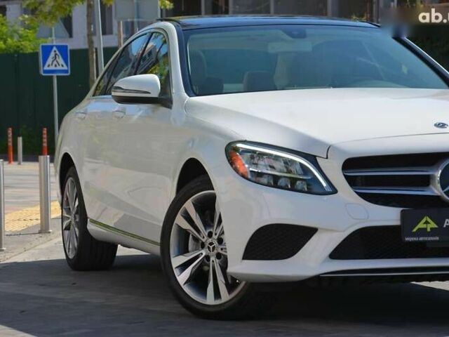 Мерседес С Класс, объемом двигателя 2 л и пробегом 97 тыс. км за 27700 $, фото 2 на Automoto.ua